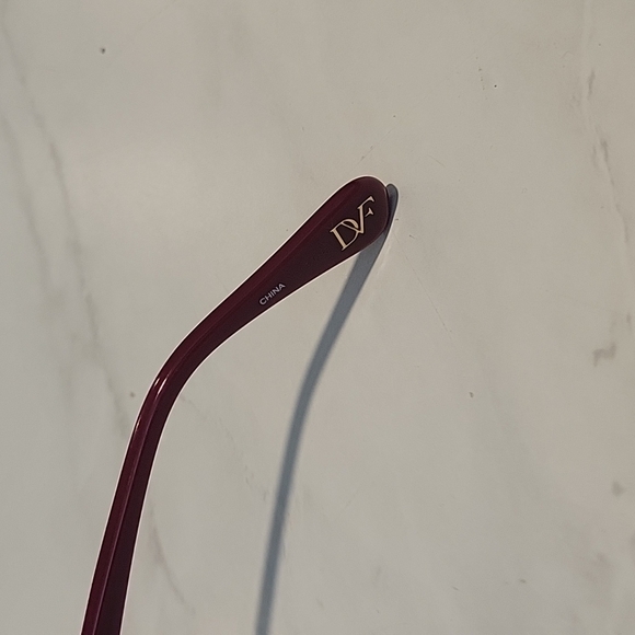 DVF 568S Layla Sunglasses